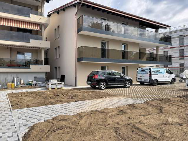 2.5 rooms Apartment for rent in Corminboeuf - image 1/4