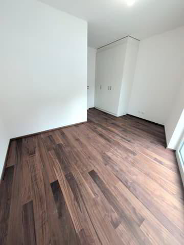 3.5 rooms Apartment for rent in Martigny - image 1/13