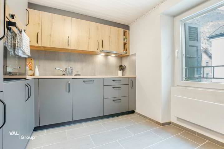 Petit immeuble de 3 lots 2.5 pièces au coeur du villlage, avec... - Ansicht 5