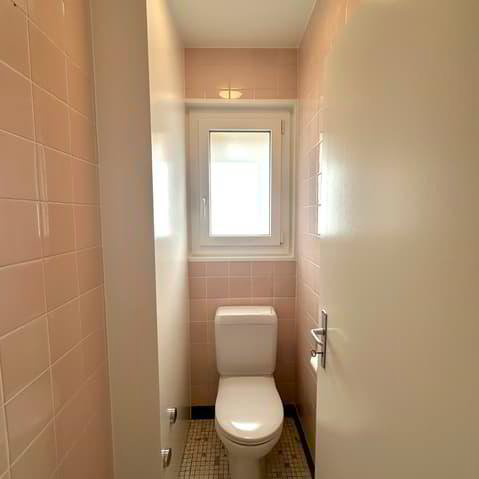 4 rooms Apartment for rent in Ecublens VD - image 1/11