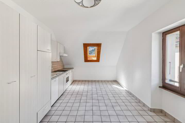 Immeuble de rendement au coeur du village. - Mehr