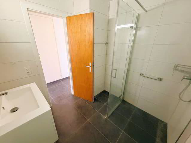 4.5 rooms Apartment for rent in Crans-Montana - image 1/13
