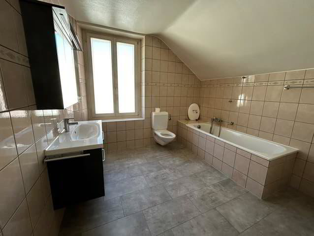Appartement 3.5 pièces à louer à Vallorbe - image 1/9
