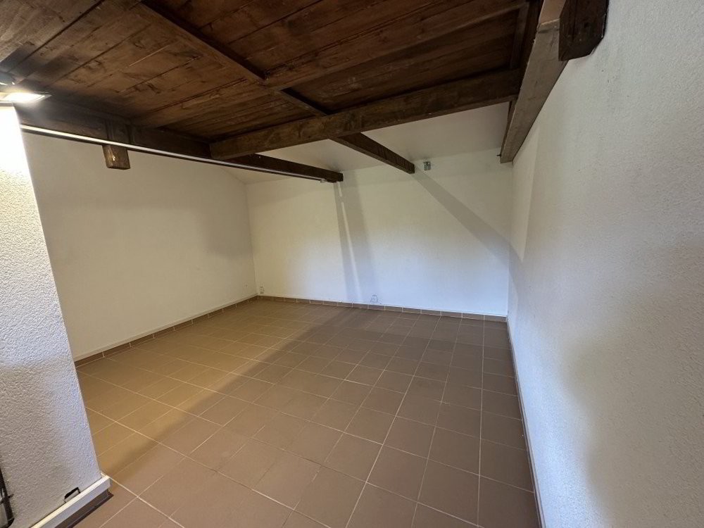 1 rooms Office & Commercial for rent in Bavois - image 1/4