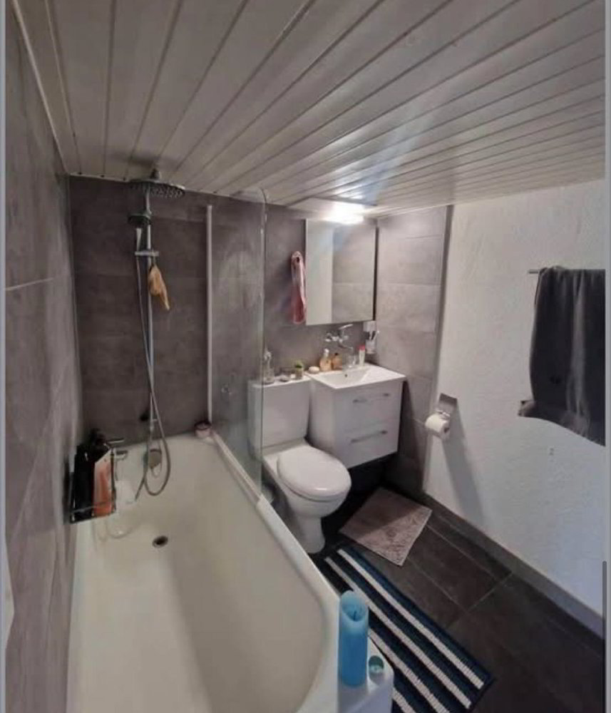 Appartement 1 pièces à louer à Fribourg - image 1/3