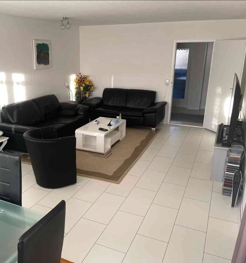 Appartamento di 5 locali in vendita a Bellach - immagine 1/8