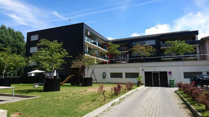 4.5 Zimmer Wohnung zu vermieten in La Chaux-de-Fonds - Bild 1/1