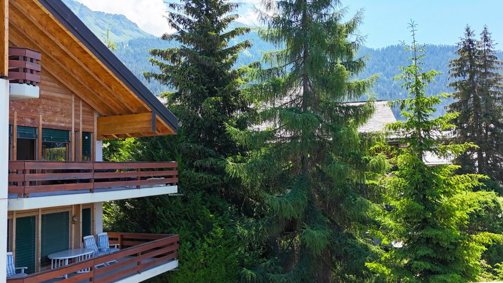 4 rooms Apartment to buy in Verbier - image 1/13