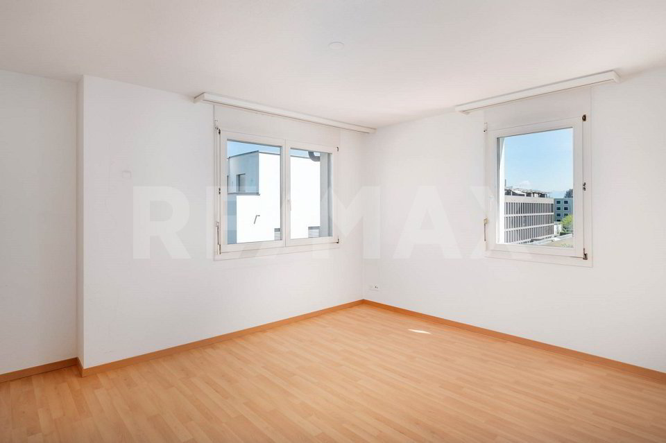 Appartement 4 pièces à acheter à Wetzikon ZH - image 1/13