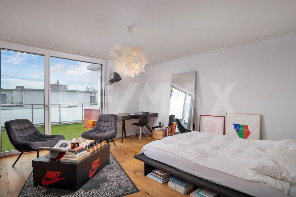 5 Zimmer Wohnung zum verkaufen in Fehraltorf - Bild 1/13