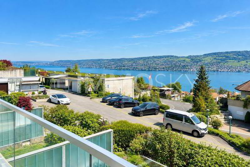 Casa di 3 locali in vendita a Horgen - immagine 1/5