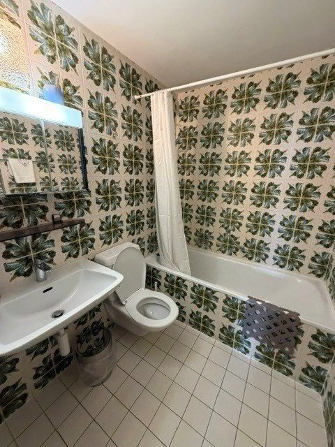 Appartement 4 pièces à louer à Chernex - image 1/9
