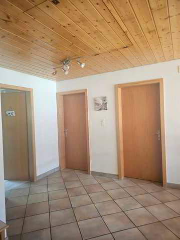 Maison 8 pièces à acheter à Couvet - image 1/13