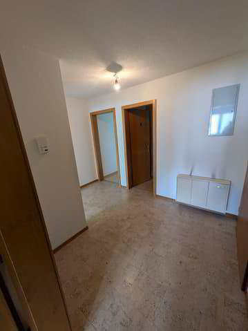 4.5 Zimmer Wohnung zu vermieten in Düdingen - Bild 1/13