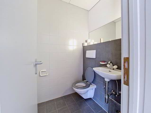 4.5 rooms Apartment for rent in Sion - image 1/12