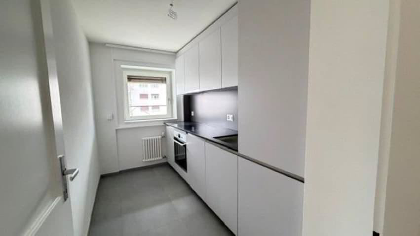 Appartement 5 pièces à louer à Lausanne - image 1/7