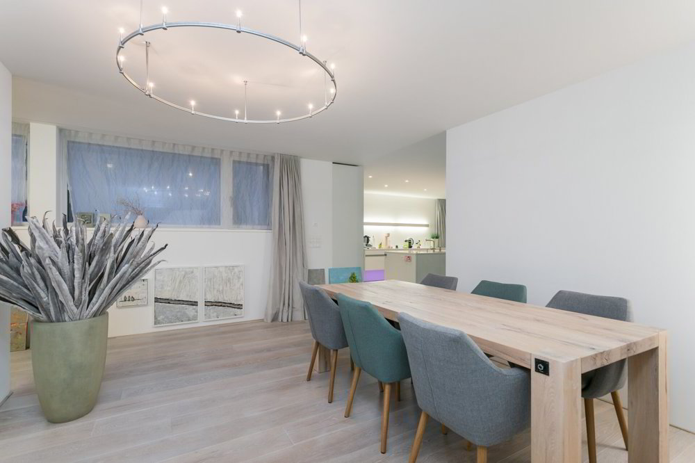 Exklusive 5.5-Zimmer-Wohnung mit Gartensitzplatz in der Stadt Zürich