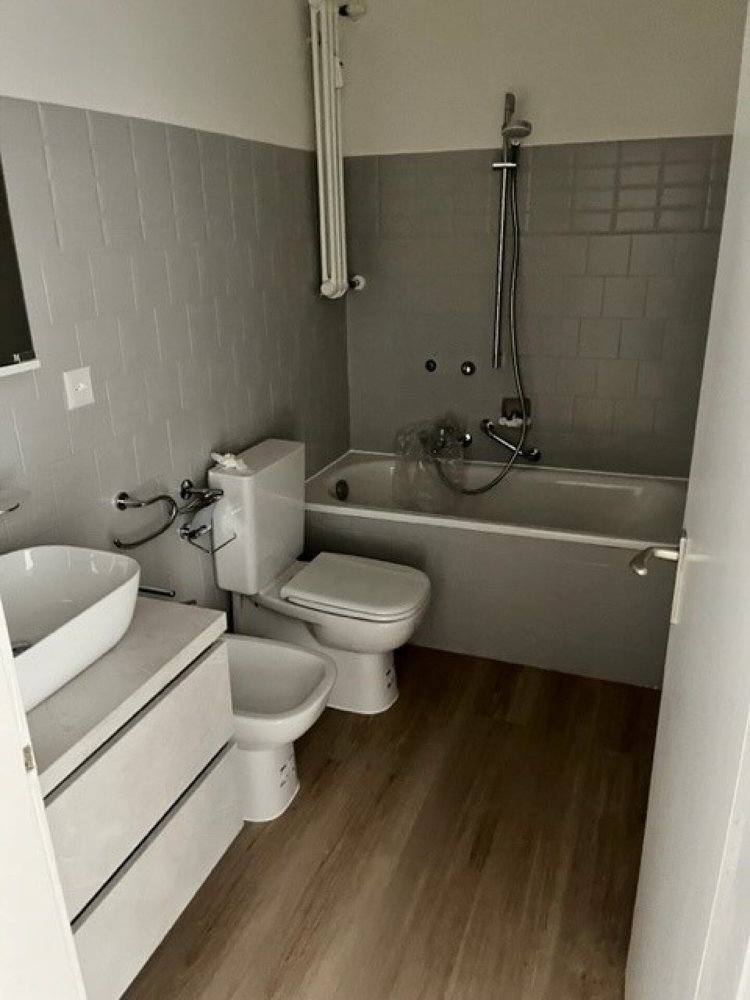 1.5 rooms Apartment for rent in Chiasso - image 1/5
