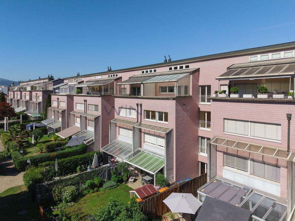 4 rooms Apartment to buy in Ebikon - image 1/9