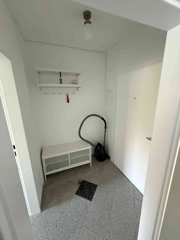 Appartamento di 2 locali in affitto a Bienne - immagine 1/7