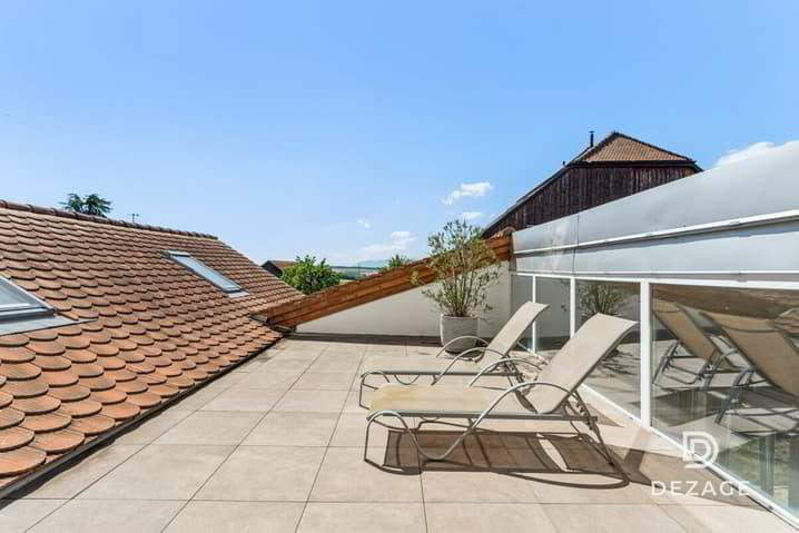 9.5 rooms House to buy in Yverdon-les-Bains - image 1/13