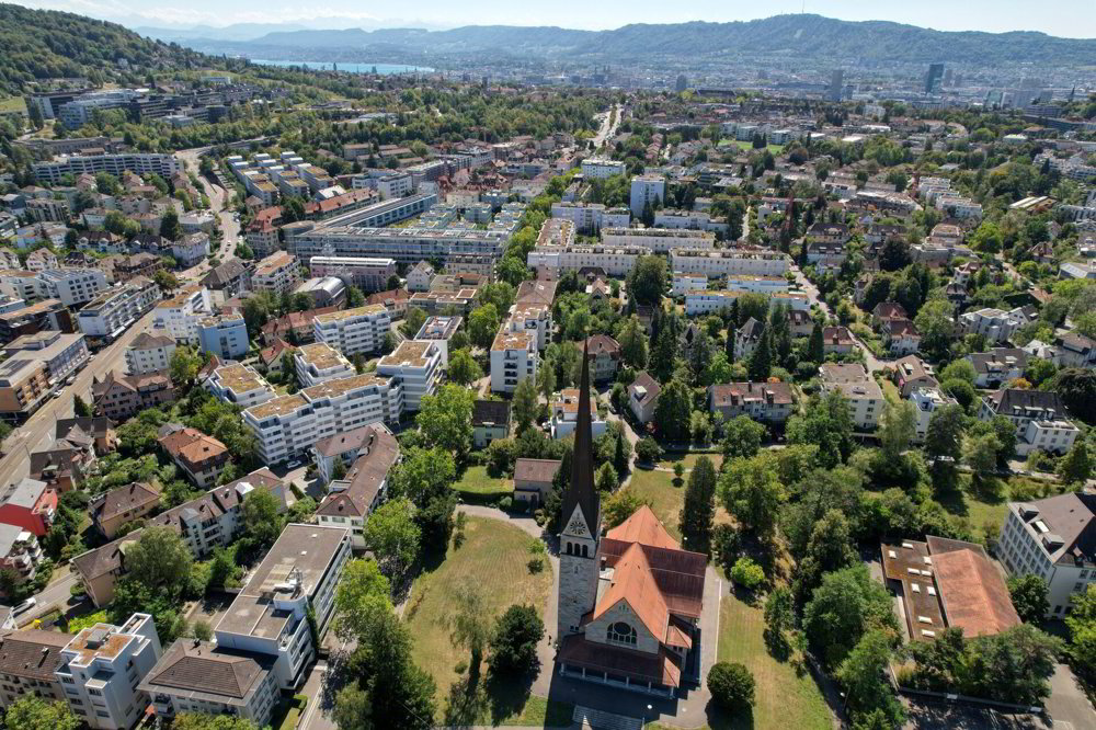 Mehrfamilienhaus mit sehr viel Potenzial im beliebten Stadtteil