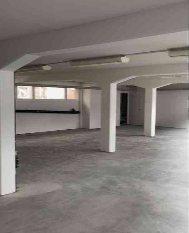 Gewerberäumlichkeit für Laden oder Lager - 440 m² - Ansicht 4