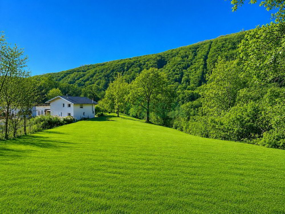 Schönes und flaches Bauland in sehr ruhiger und sonniger Lage - Ansicht 3