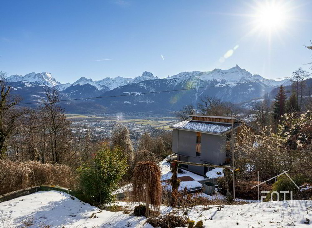 Casa di 5 locali in vendita a Collombey - immagine 1/11