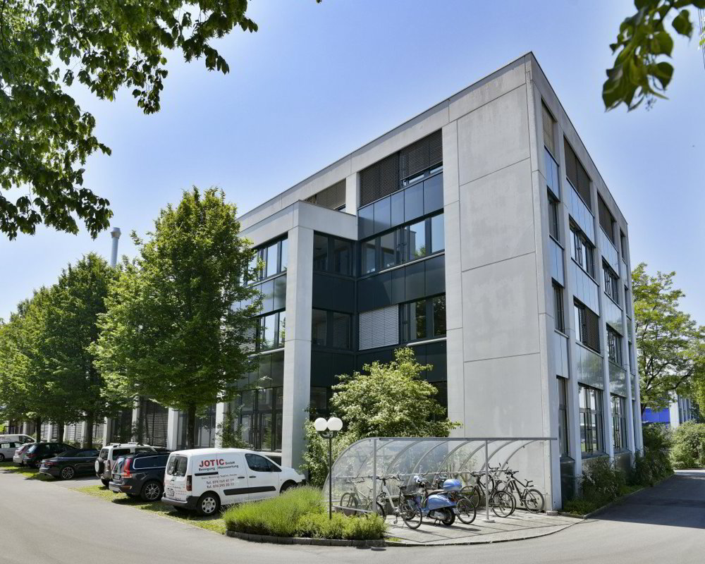 null rooms Office & Commercial for rent in Steinhausen - image 1/11