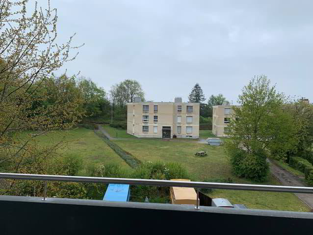 Appartement 3 pièces à louer à Hauterive NE - image 1/7