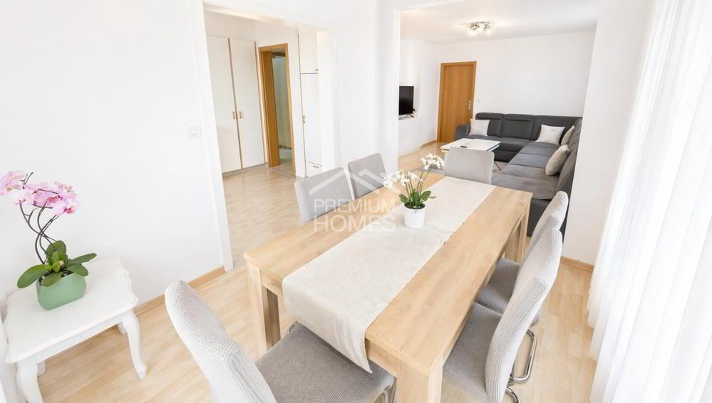 Immeuble d'habitation de 11 pièces en vente à Bettwiesen - 278 m² - Ansicht 5