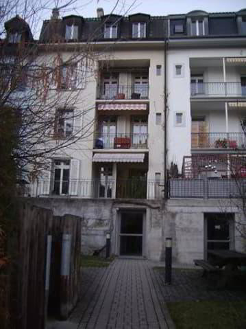 2.5 rooms Apartment for rent in Fribourg - image 1/5