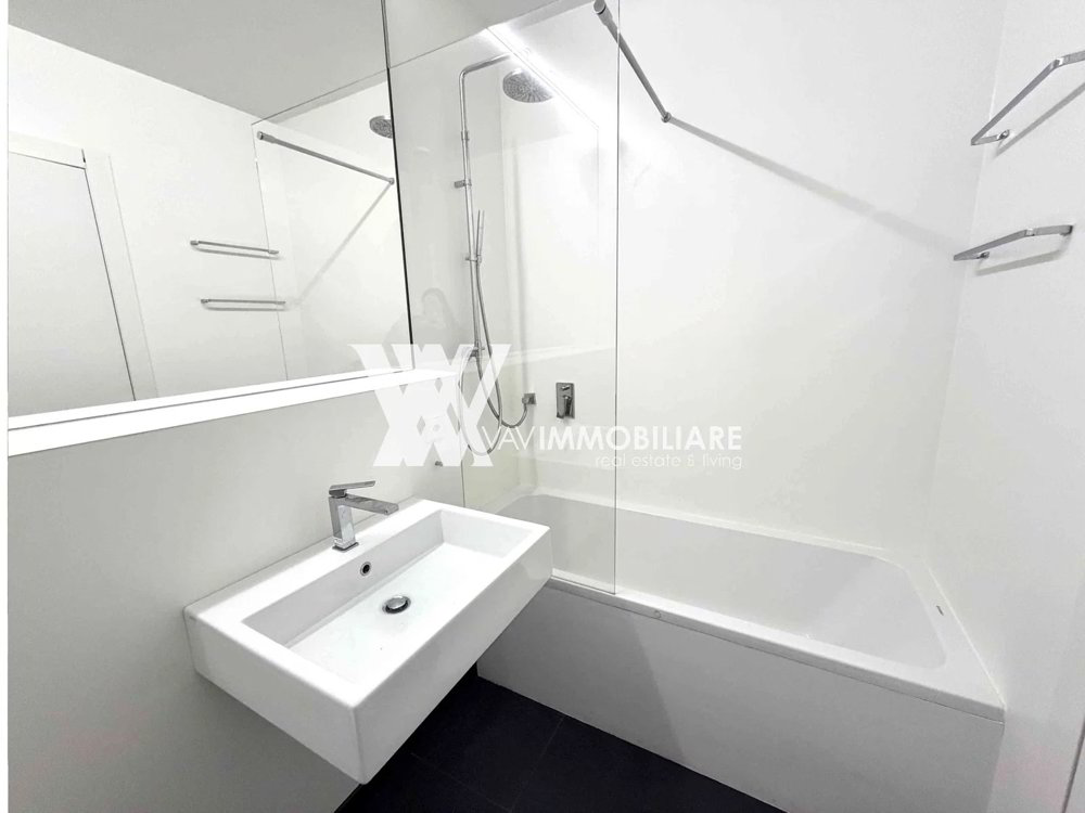 Appartement 4.5 pièces à louer à Vacallo - image 1/8