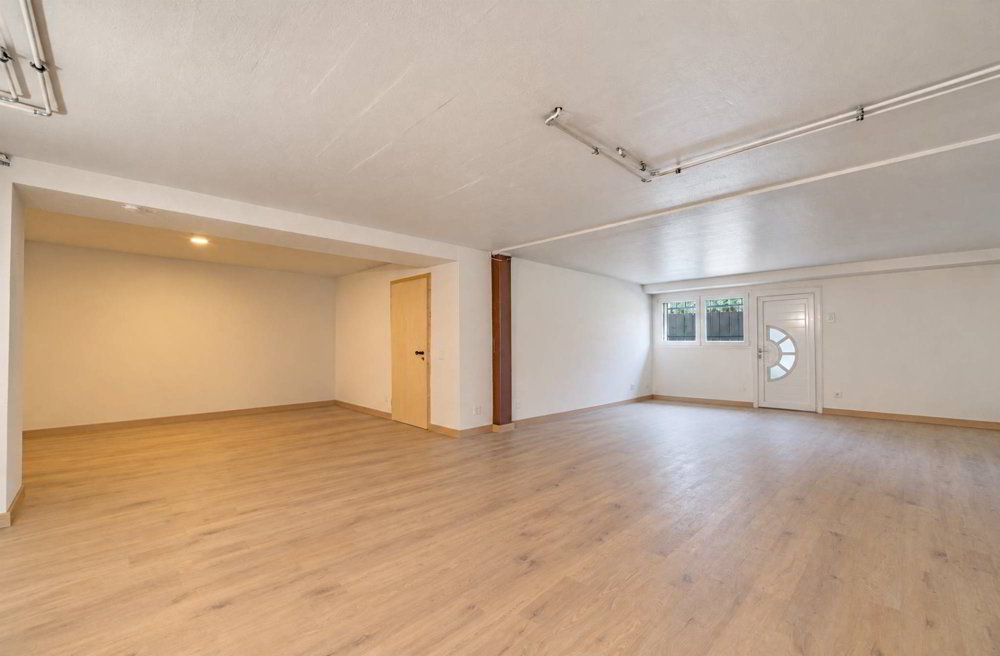 5 rooms House to buy in Aigle - image 1/9