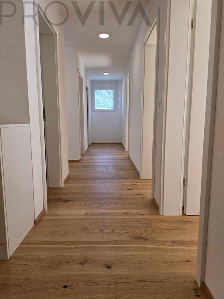4 Zimmer Wohnung zu vermieten in Visp - Bild 1/8