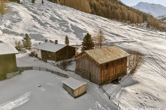 Maison null pièces à acheter à Davos Dorf - image 1/1