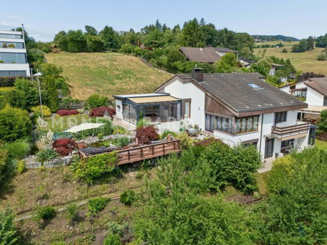 6 rooms House to buy in Rudolfstetten - image 1/1