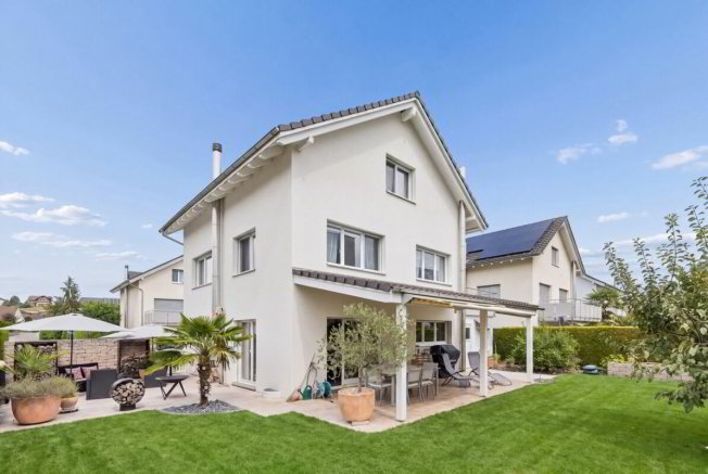 Casa di 6 locali in vendita a Inwil - immagine 1/1