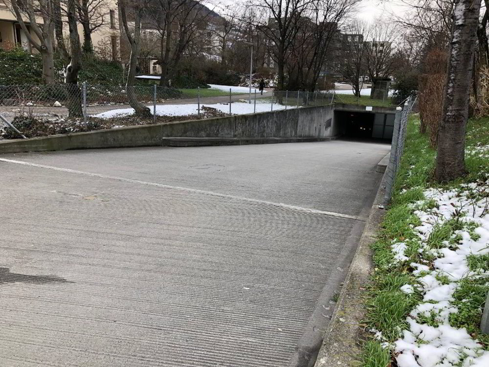 Parking, garage null pièces à louer à Chur - image 1/1