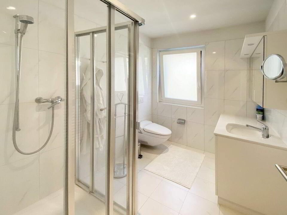5.5 rooms Apartment to buy in Paradiso - image 1/1