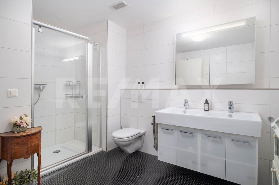 5.5 Zimmer Wohnung zum verkaufen in Stäfa - Bild 1/13