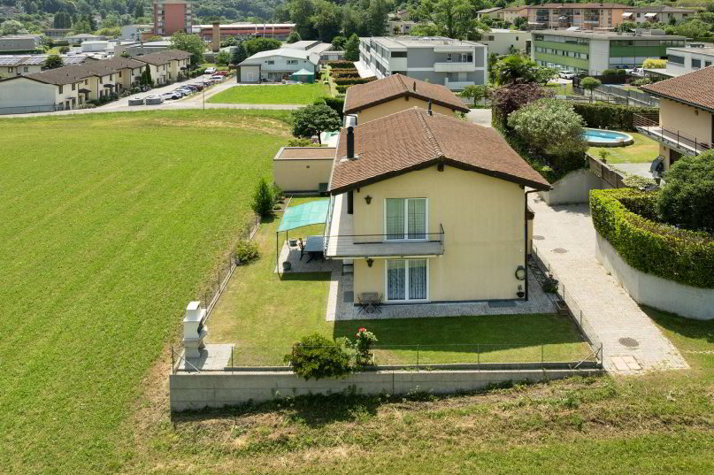 5.5 Zimmer Haus zum verkaufen in Barbengo - Bild 1/9