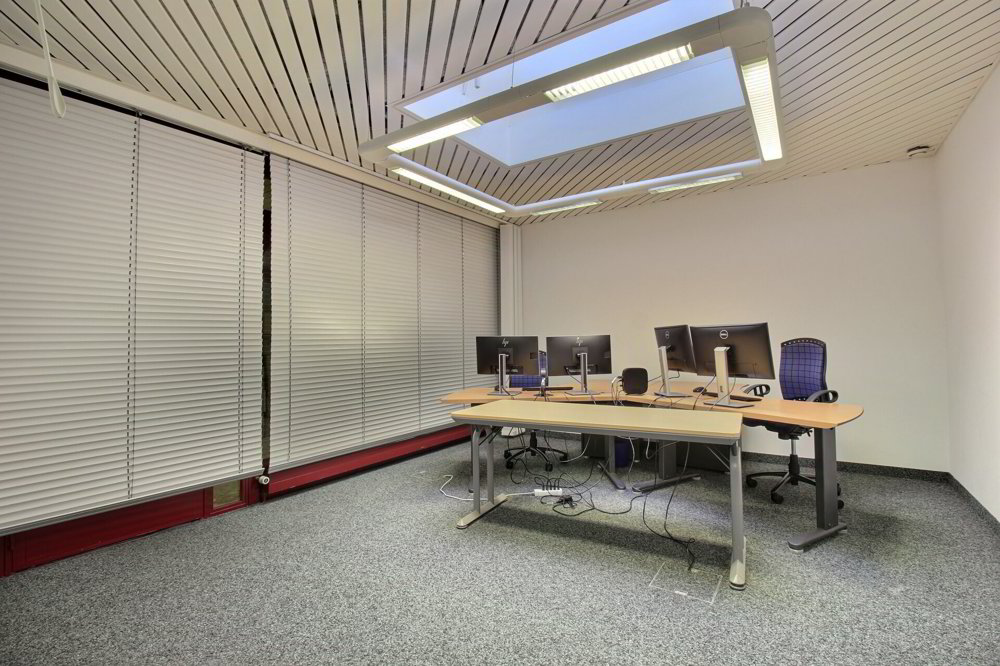 Bureaux avec archives et places de parc - Mehr