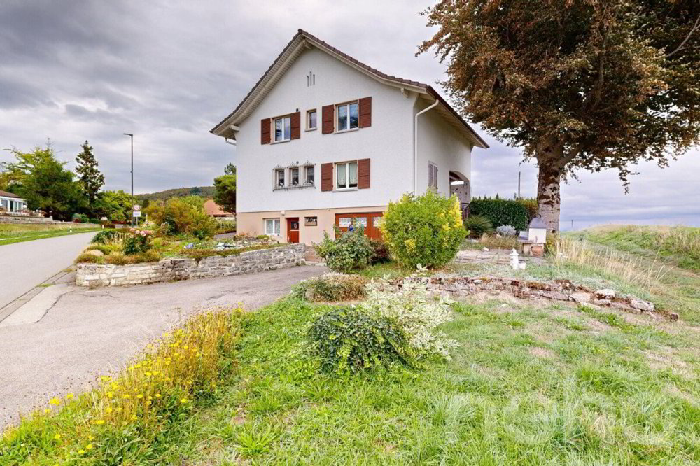 6 rooms House to buy in Gals - image 1/12