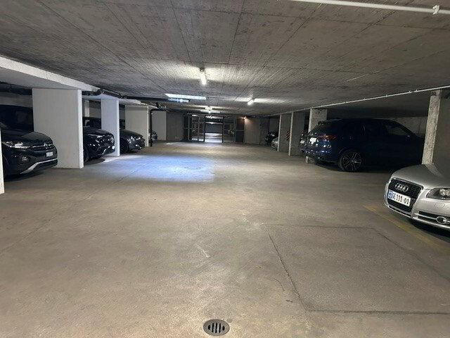 null Zimmer Parkplatz, Garage zu vermieten in Châtelaine - Bild 1/1