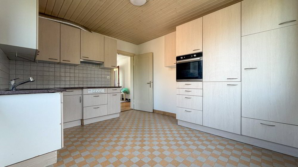 6 rooms House to buy in Bad Zurzach - image 1/12