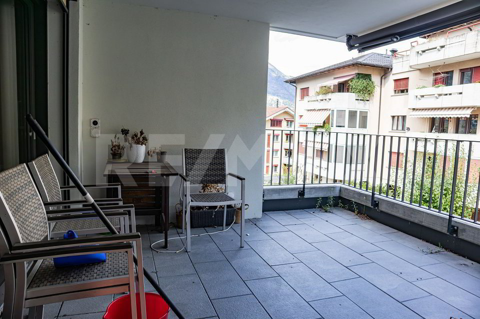 3 rooms Apartment for rent in Brig - image 1/10