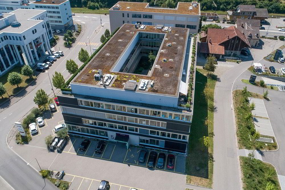 Büros, Praxis oder Showroom von 150 m² bis 1'120 m² mal anders: Lichtdurchflutet u. mit Pateo-Flair