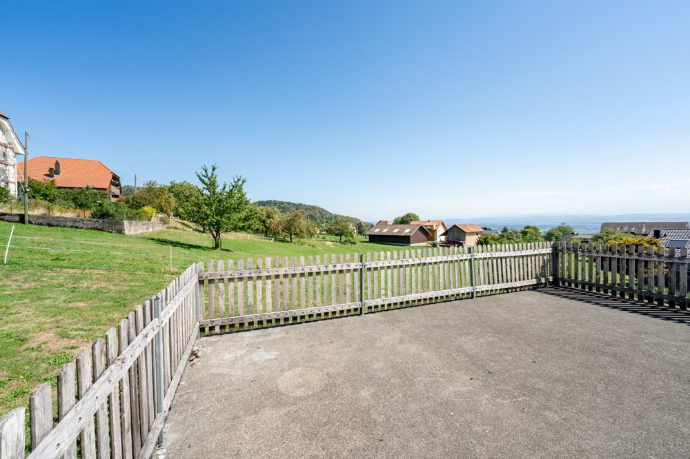 Casa di 6 locali in vendita a Günsberg - immagine 1/13